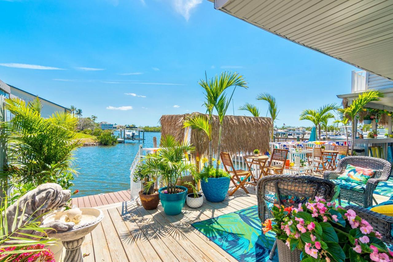 Latitude 26 Waterfront Boutique Resort - Bonita Springs Exterior photo