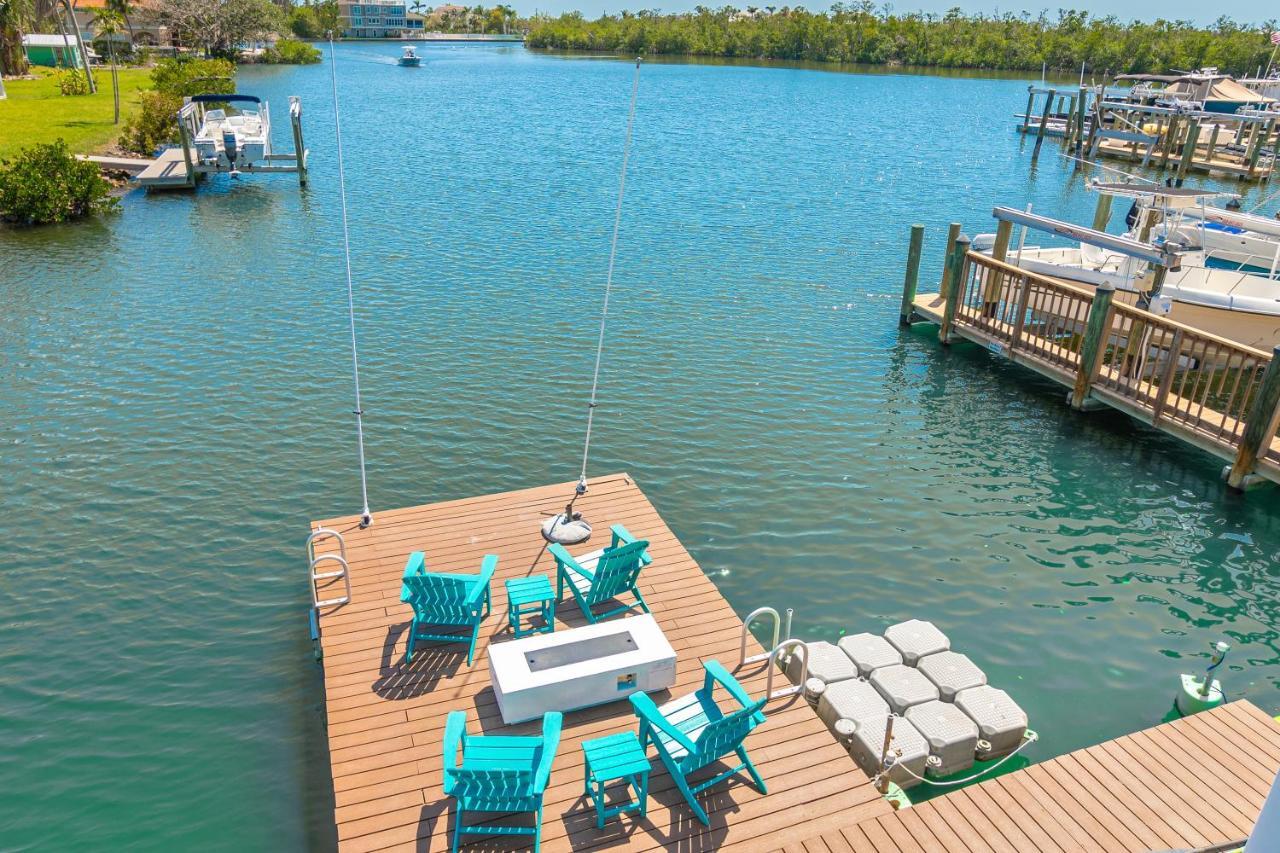 Latitude 26 Waterfront Boutique Resort - Bonita Springs Exterior photo